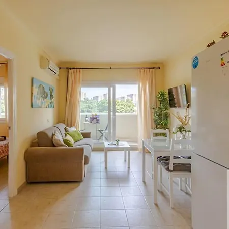 Apartment Cozy In Benal