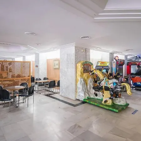 Apartment Cozy In Benal Benalmadena